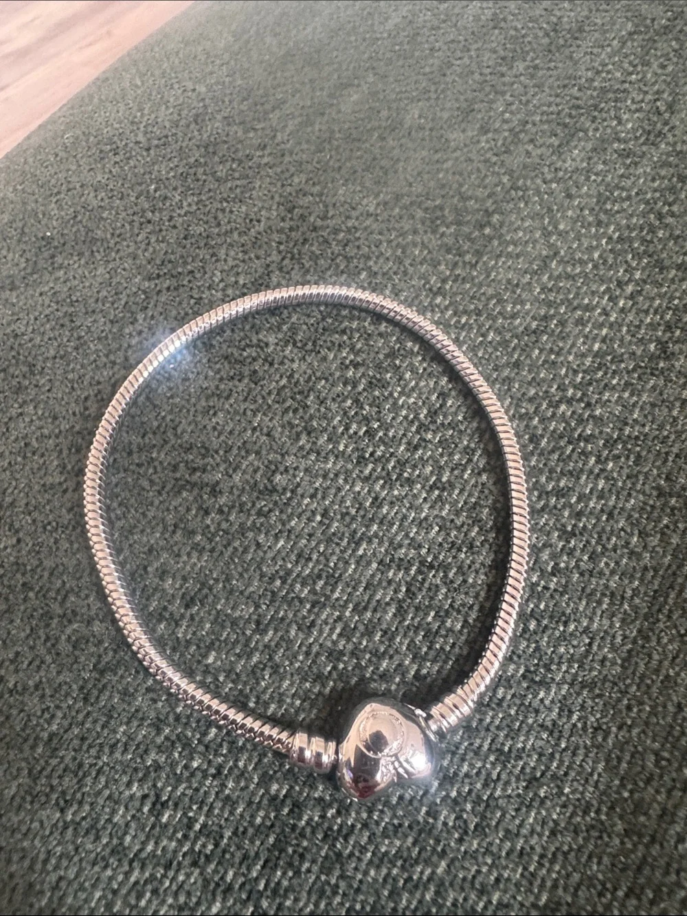 Pandora polished heart